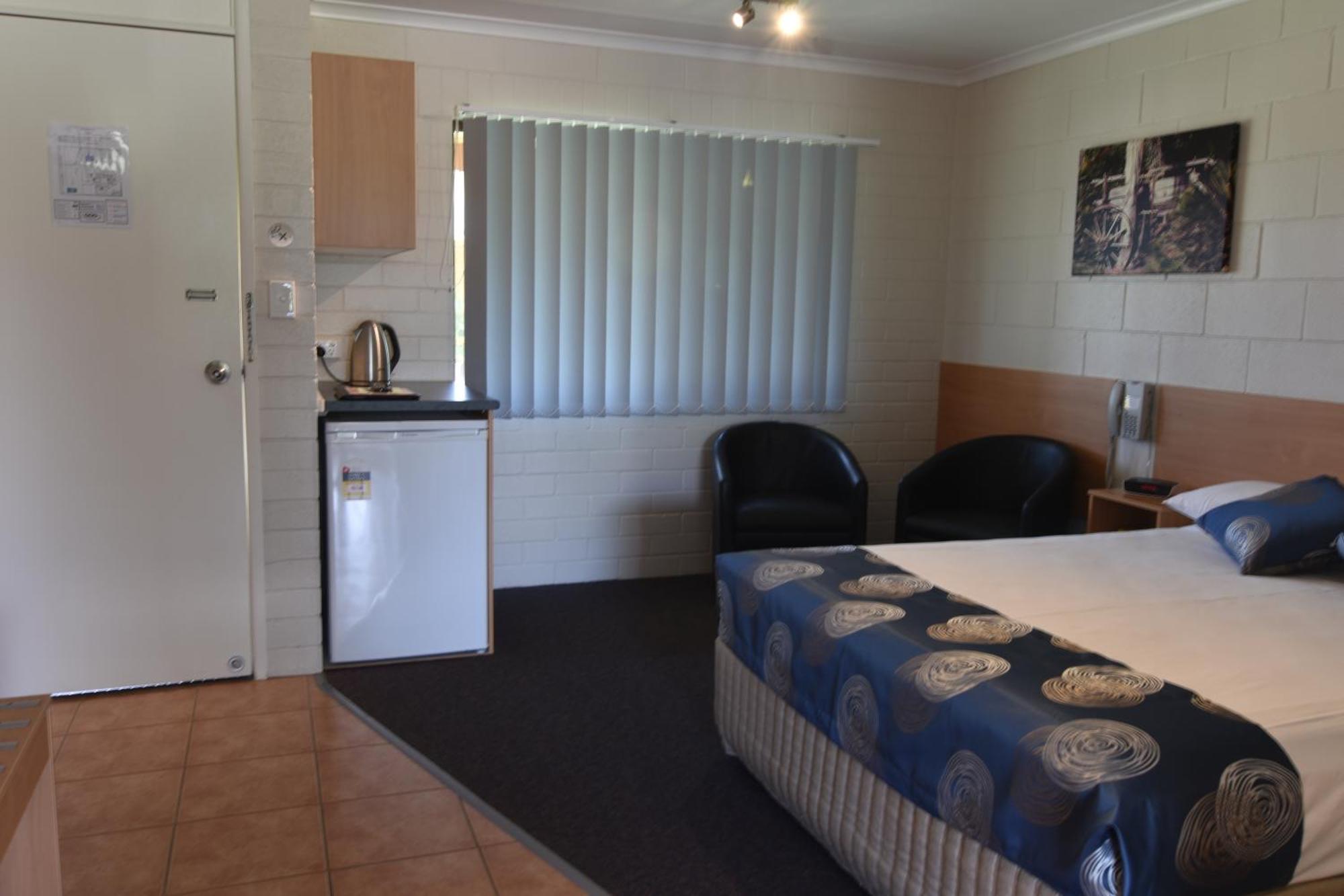 Mundubbera Billabong Motor Inn Chambre photo