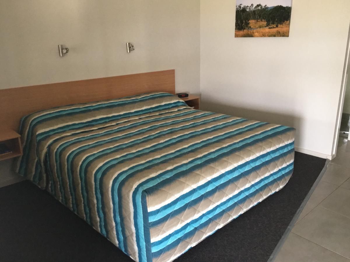 Mundubbera Billabong Motor Inn Extérieur photo