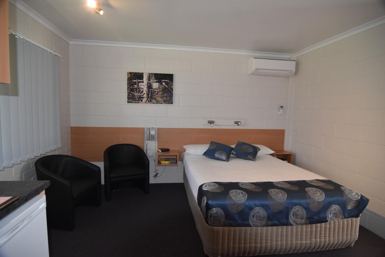 Mundubbera Billabong Motor Inn Extérieur photo