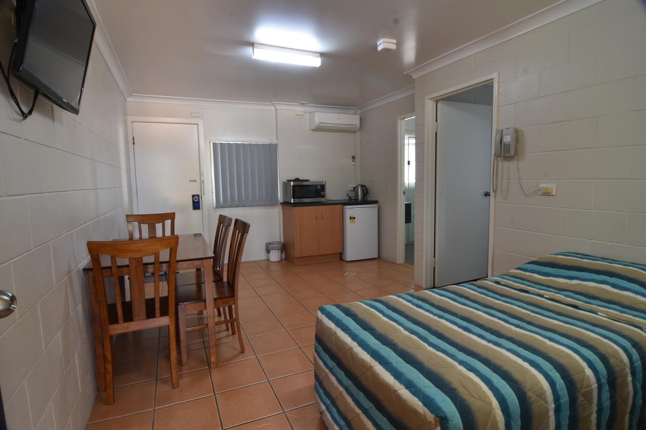 Mundubbera Billabong Motor Inn Extérieur photo