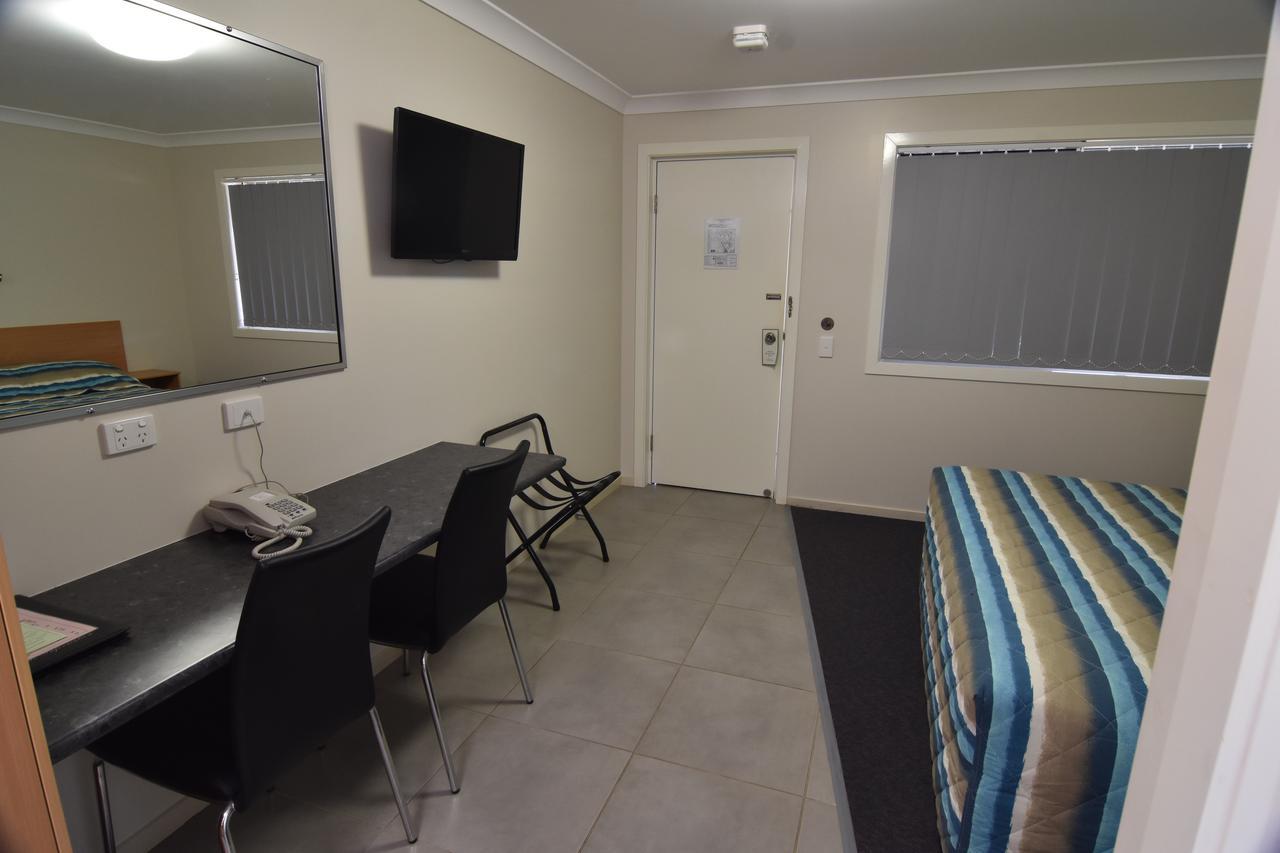 Mundubbera Billabong Motor Inn Extérieur photo