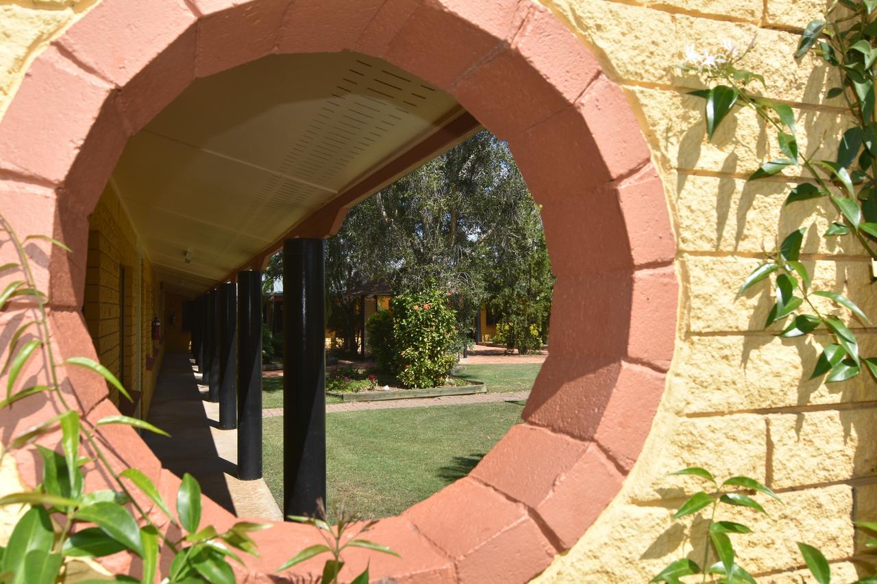 Mundubbera Billabong Motor Inn Extérieur photo